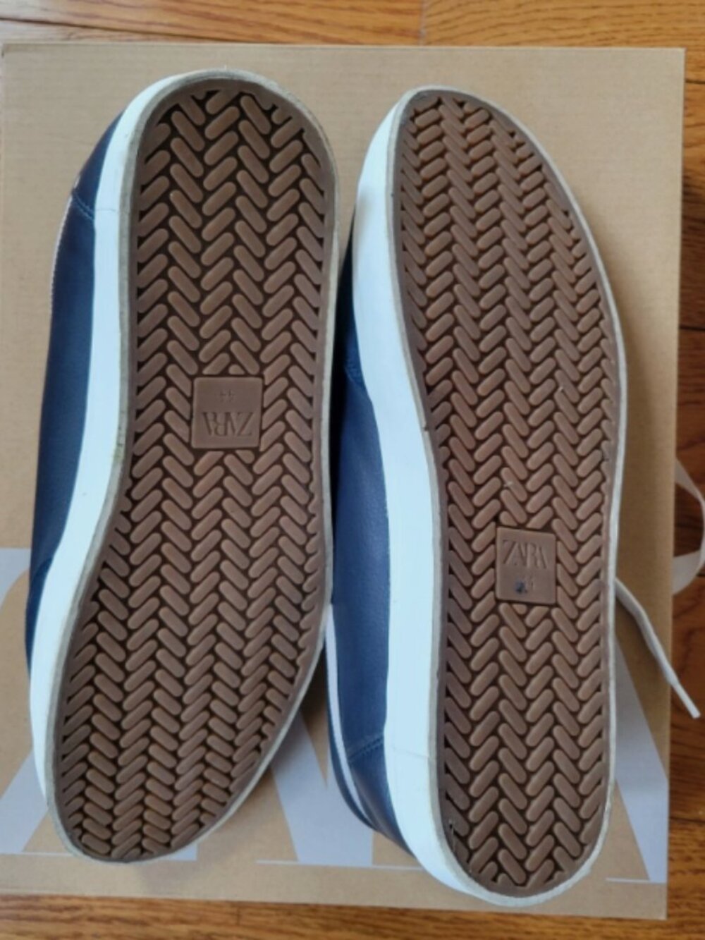Zara Sneakers Black White Leather Suede Lace Up Mans Casual Shoes Size 10.5 - Picture 6 of 6